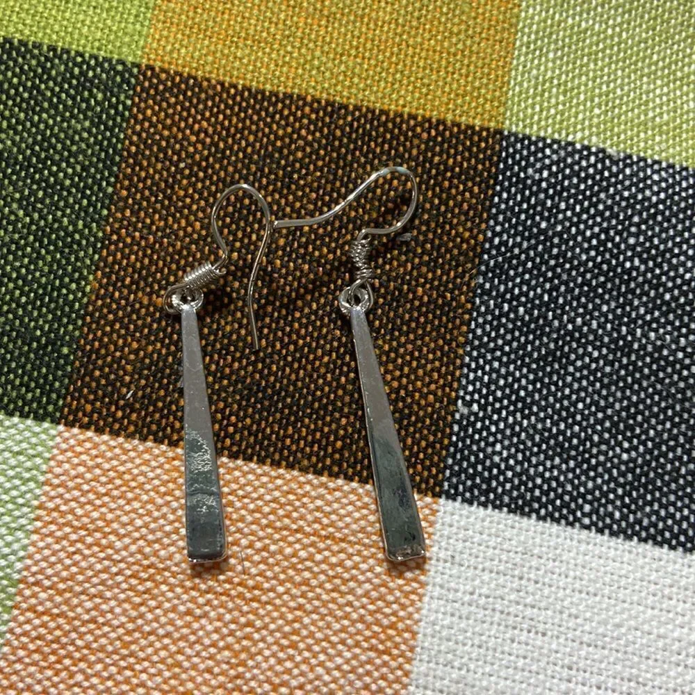 ‎Dainty Blue Earrings